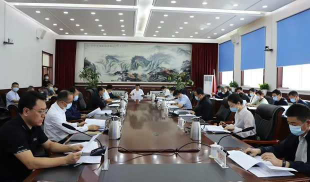 徐凤军主持召开汤原县高质量发展综合绩效工作推进会议